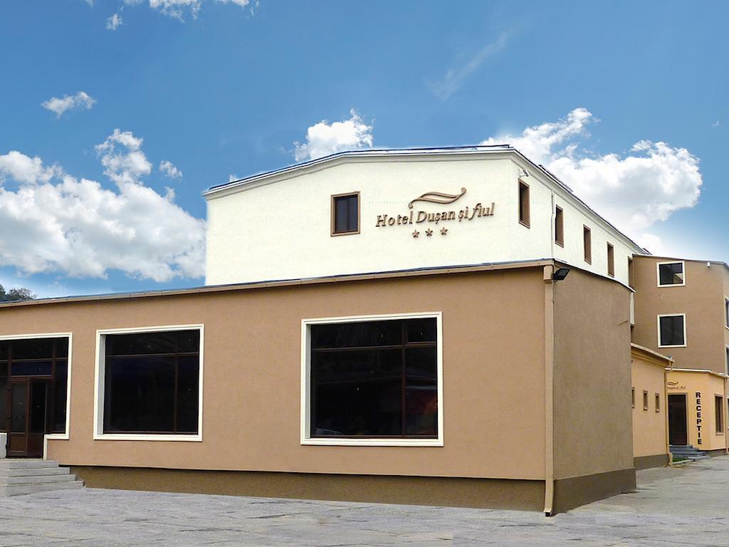 Hotel Dusan Si Fiul Resita Nord Exterior foto
